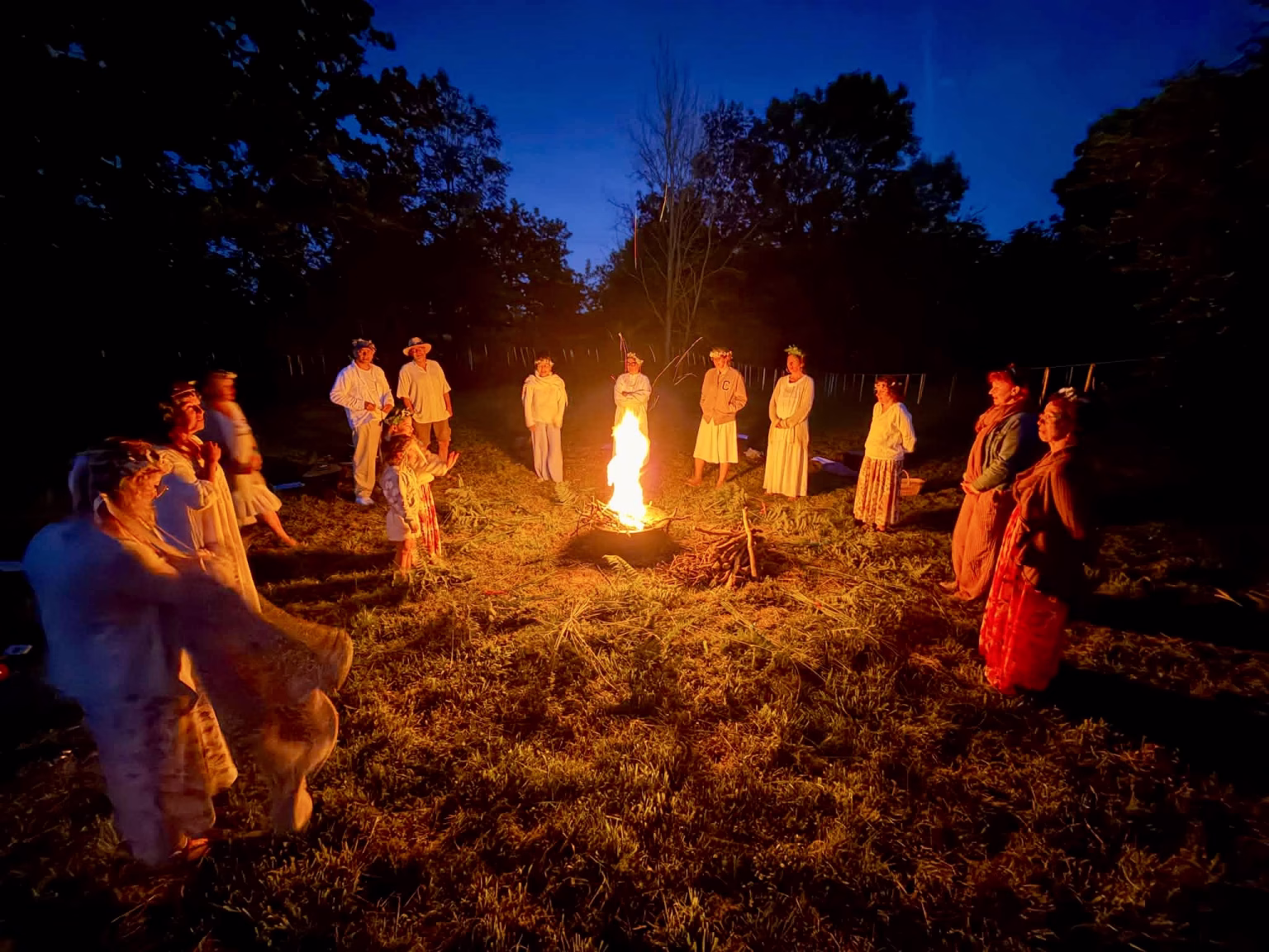 Initiation au Solstice d’Été avec Andrea Meunier att.m5fq8opnorb6kss81iqbjfuqvjyynfjhtnjoodpawrk 2